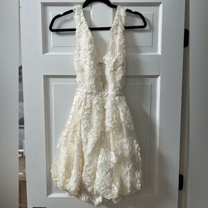 Elegant White Floral Lace Dress